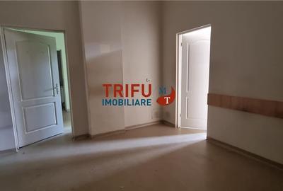 Spatiu comercial 270 mp de inchiriat Cetate pretabil clinica medicala - 14