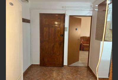 Apartament spațios 2 camere, Tg-Jiu, Progresului.COMISION 0% - 6