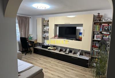 Apartament cu 3 camere decomandat în Central - 2