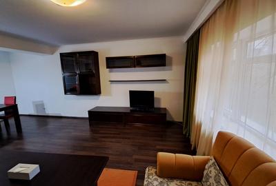 Apartament cu 3 camere decomandat în Băneasa - 4