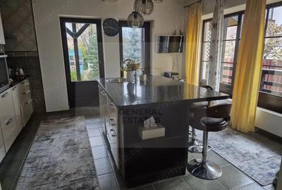 Casă cu 6 camere cu Teren 1000 Mp în Sânpetru