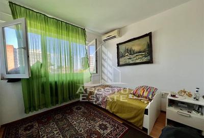 Garsoniera mobilata si utilata zona UMT - 1