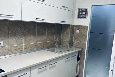 Apartament cu 3 camere decomandat în Central - 1