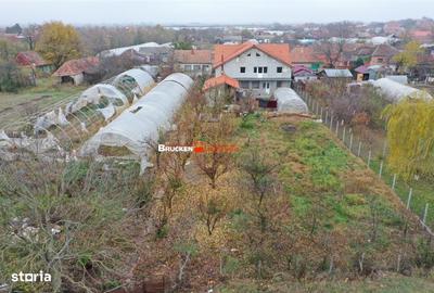 Casă cu 3 camere cu Teren 2877 Mp în Roșiori - 1