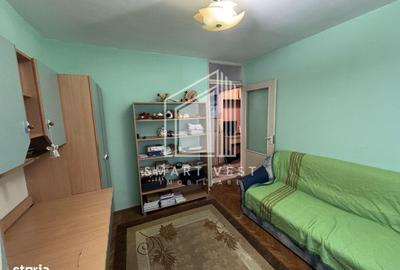 Apartament cu 4 camere decomandat în Micro 16 - 18