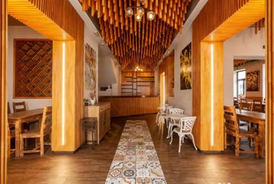 Spațiu comercial, de 235 mp, în Central - 1