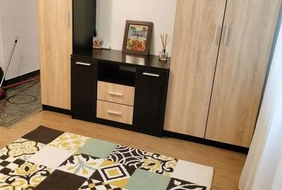 Apartament cu 2 camere semidecomandat în Central - 1