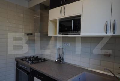 Apartament modern cu 2 camere, 51 mp, etaj intermediar, zon - 8