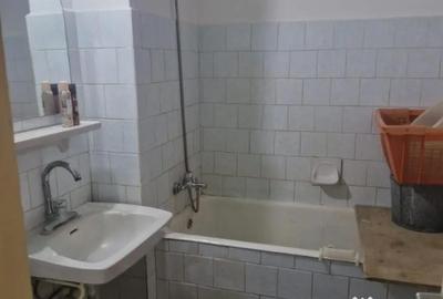 Apartament cu 3 camere decomandat în Obor - 4
