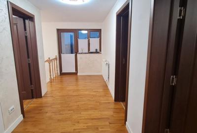 Casă cu 4 camere în Olteni - 8