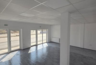 Spațiu comercial, de 70 mp, în Șelimbăr
