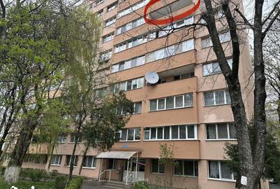 Apartament cu 2 camere semidecomandat, mobilat în Aleea Carpați