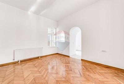 Apartament cu 2 camere de vanzare in zona Teatrului de Stat - 12