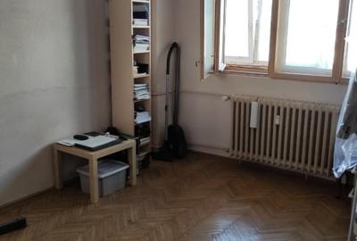 Apartament cu 3 camere semidecomandat în Banu Manta - 6