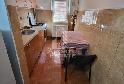 Garsonieră decomandată, mobilată în Complex Studențesc - 2