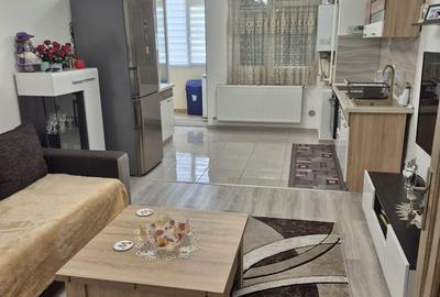 Apartament cu 3 camere în Mioriței