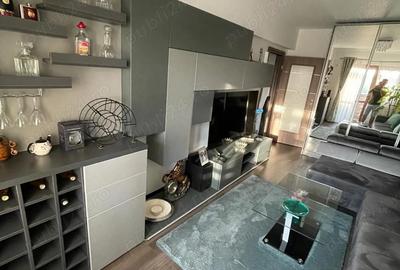 Apartament cu 3 camere decomandat în Metalurgiei - 3