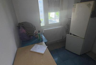 Apartament cu 2 camere semidecomandat în Micro 40 - 4