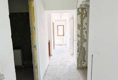 Casă cu 3 camere cu Teren 160 Mp în Central - 11