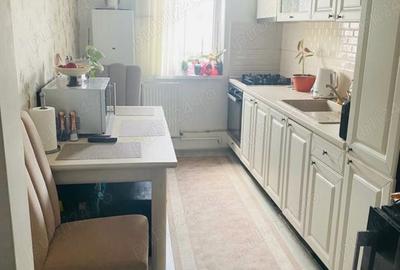 Vand apartament 3 camere decomandat - 3