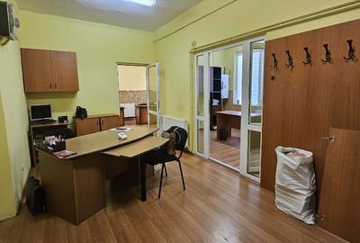 Spațiu comercial, de 60 mp, în Cantemir - 14