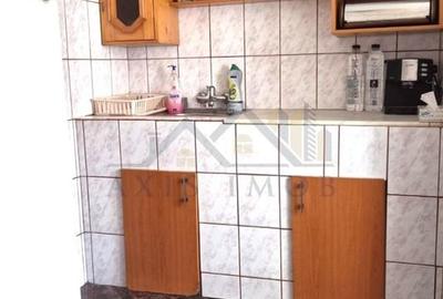 Apartament cu 3 camere decomandat în Unirii Nord - 11
