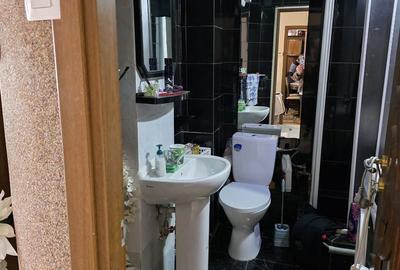 Apartament cu 4 camere decomandat în Traian - 2