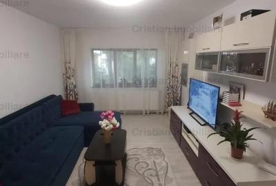 Apartament cu 3 camere decomandat în Călărași - 2