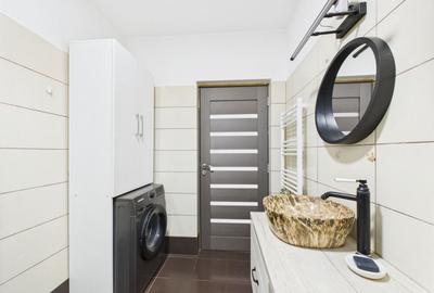 Apartament cu 3 camere semidecomandat, mobilat în Central - 6