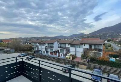Apartament cu 2 camere semidecomandat, mobilat în Independenței - 9