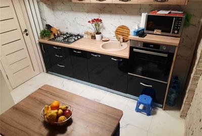 Apartament cu 3 camere semidecomandat în Mihai Bravu - 1
