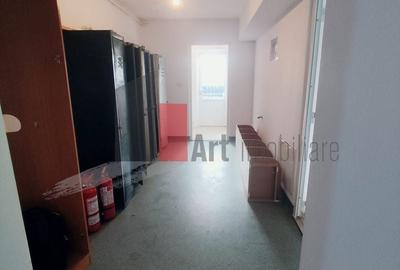 Apartament cu 3 camere semidecomandat în Vitan - 12