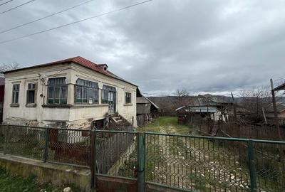 Casă cu 4 camere în Coșești - 3