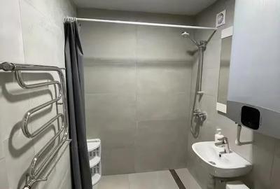 Garsoniera de inchiriat in zona Piata Romana Garsoniera de inchiriat in zona Piata Romana - 3