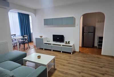 Apartament cu 2 camere semidecomandat, mobilat în P-ța Unirii - 1