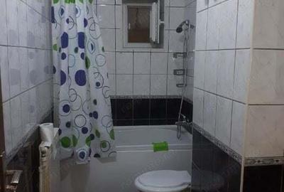 Apartament cu 2 camere situat la Piata Resita - 1