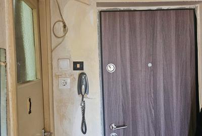 Apartament cu 2 camere circular în Titan - 1