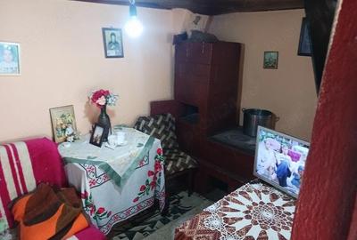 Casă cu Teren 1900 Mp în Central - 10