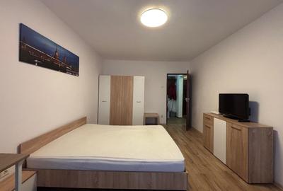 Garsoniera 1 Decembrie Auchan Titan An constructie 1979 - 1