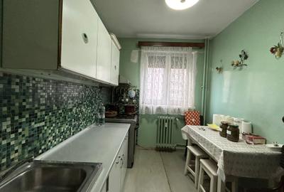 Titan 2 Camere Bloc Reabilitat 15 Min Metrou - 5