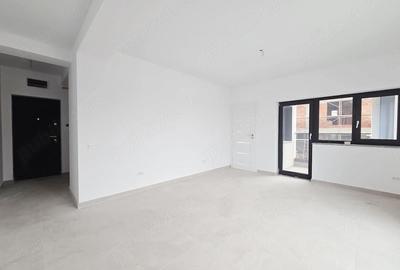 Garsonieră decomandată în Central - 9