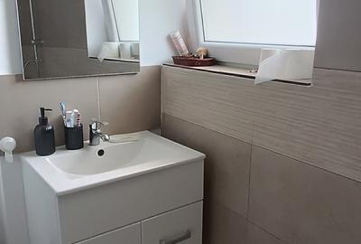 Particular -Vila duplex 4 camere, 100mpu, Luminoasă, Intima - 11