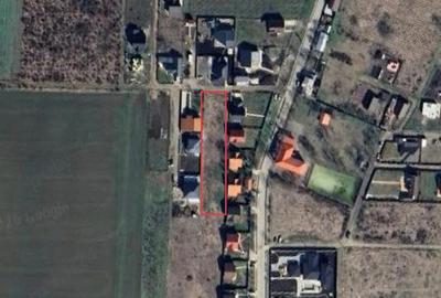 Teren de 2480 mp, în Bucov