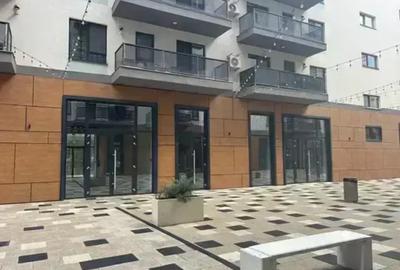 Spațiu comercial, de 84 mp, în Central - 15