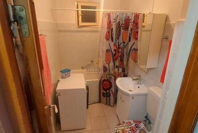 Apartament 3 camerere, 2/10, mutare imediata - Piata Cultural - 10