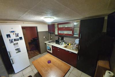 Casă cu 4 camere cu Teren 200 Mp în Exterior Vest - 3