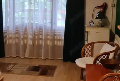 Casă cu 6 camere cu Teren 500 Mp în Năvodari Tabără - 5