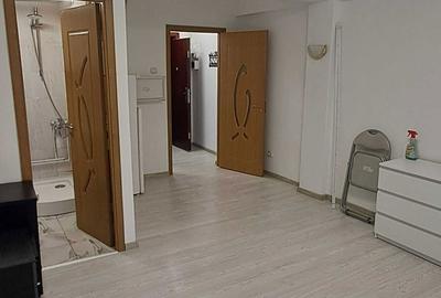 Garsonieră semidecomandată în Sud - 3