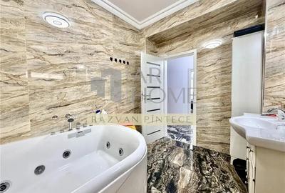 Apartament cu 3 camere decomandat în Albert