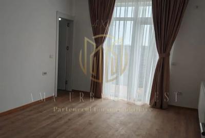 Casă cu 4 camere cu Teren 470 Mp în Vidra